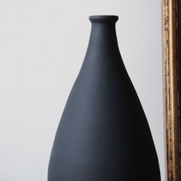 Il vaso Tamuda - Matt Black