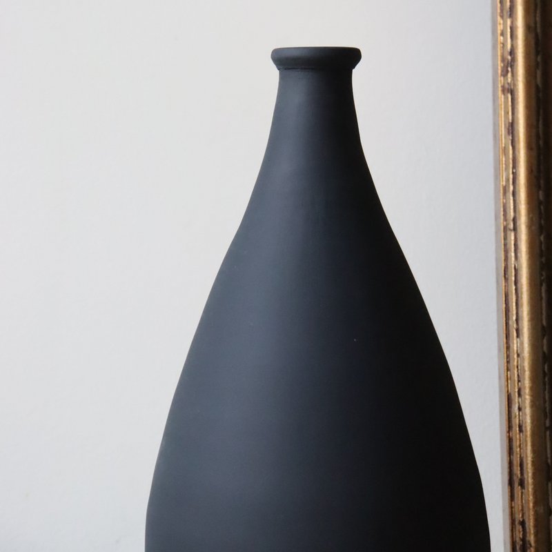 Il vaso Tamuda - Matt Black