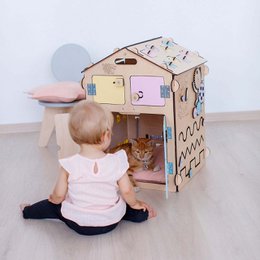Maison de jeux sensorielle BusyBoard Natura Pastel - édition limitée
