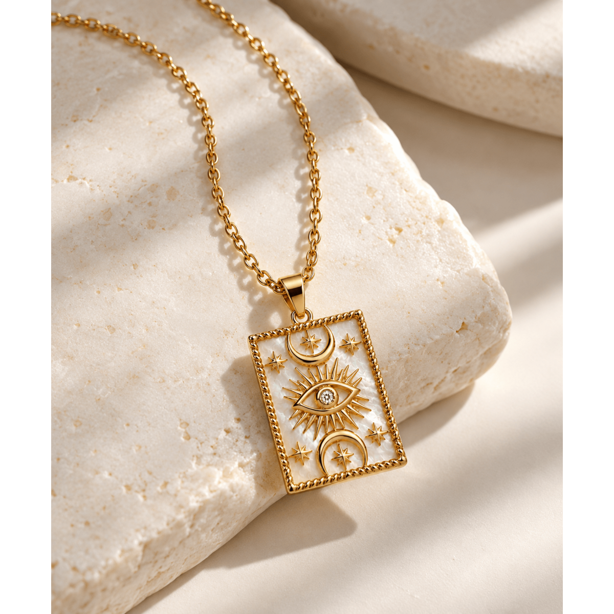 Serenity Pearl Protector – Collana Madreperla Oro