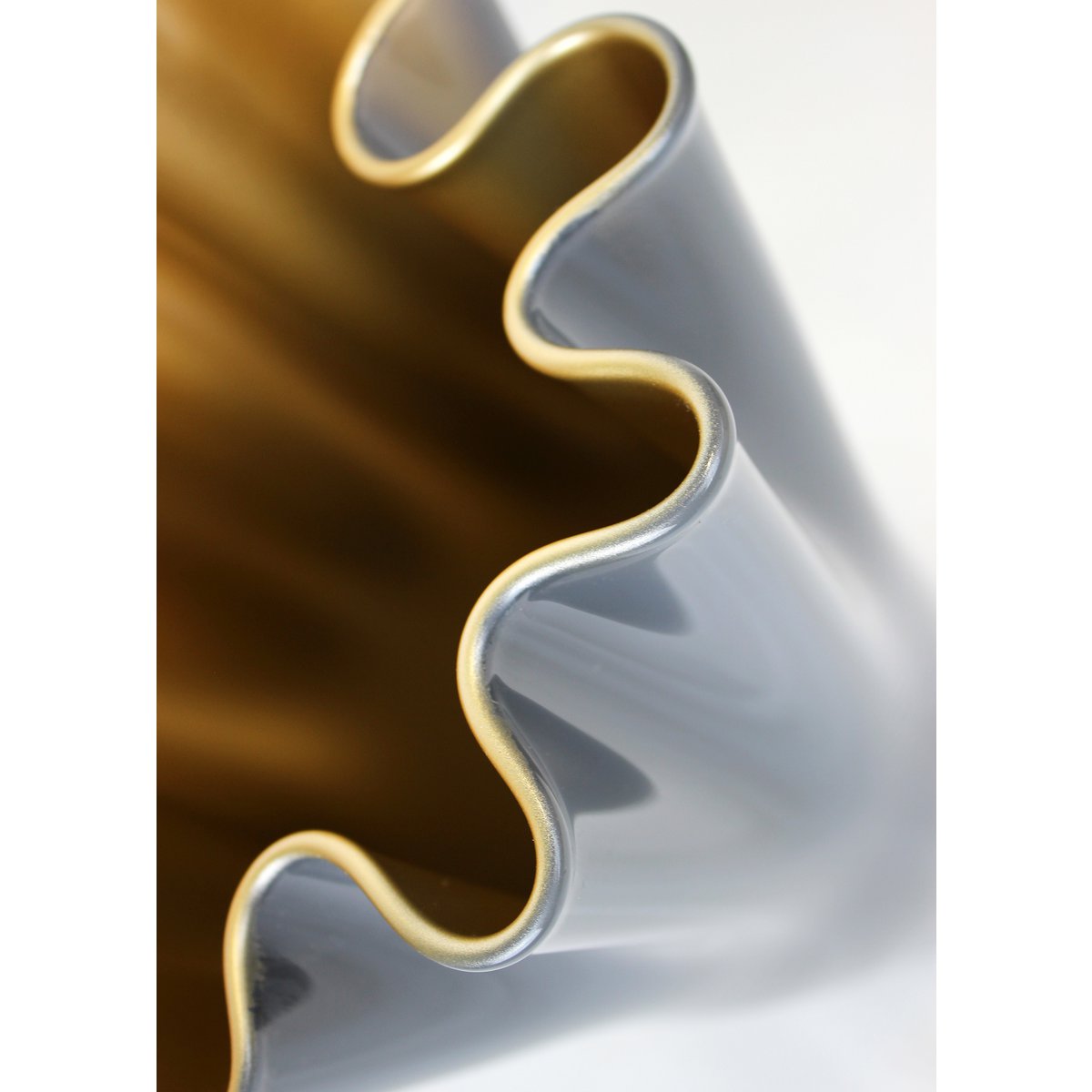 Vase en verre ondulé bicolore gris or vase en verre vase de table 21 x 21 x 30 cm