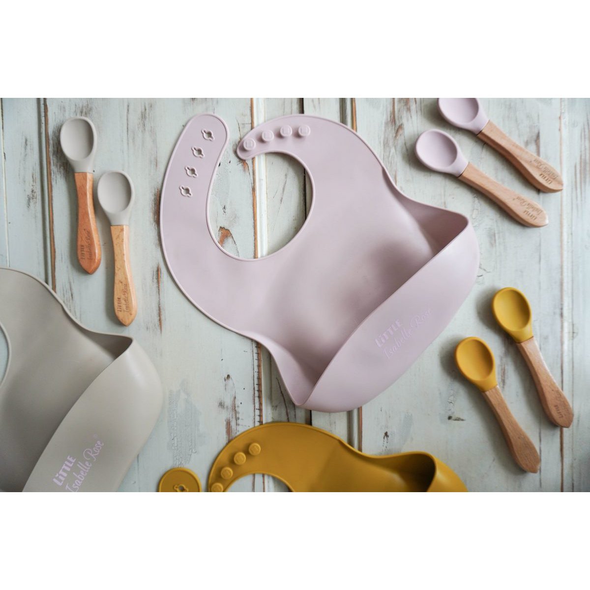 Silicone bib pastel pink 30x23 cm Little Isabelle Rose