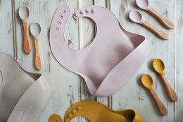 Silicone bib pastel pink 30x23 cm Little Isabelle Rose