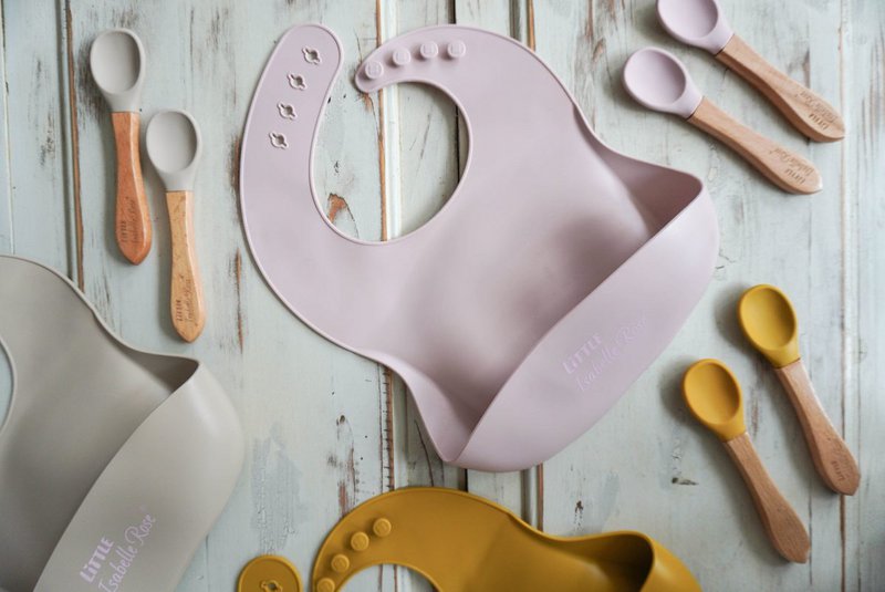 Silicone bib pastel pink 30x23 cm Little Isabelle Rose