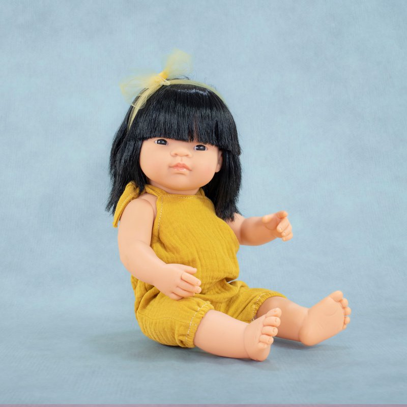 Dukke asiatisk pige 38 cm