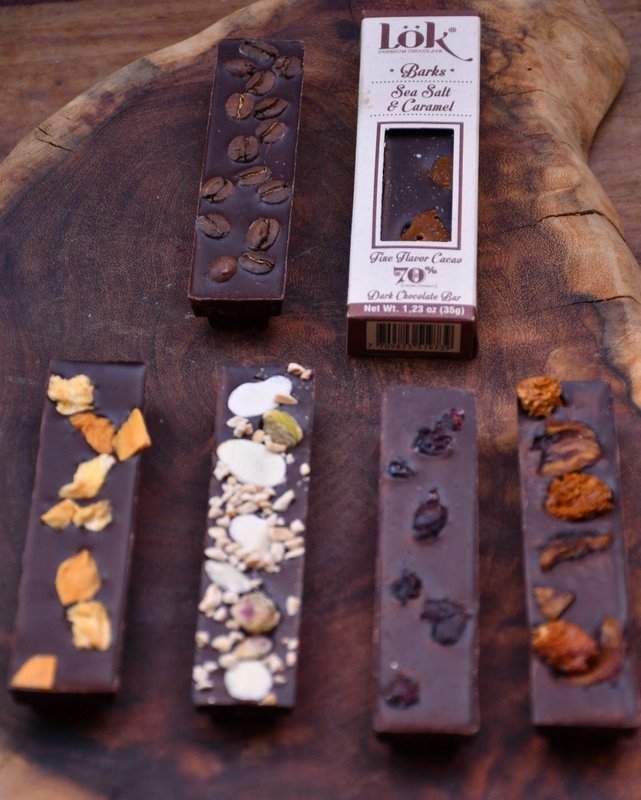 Mørk chokoladebar med havsalt og karamel | 70 % kakao | 35 g