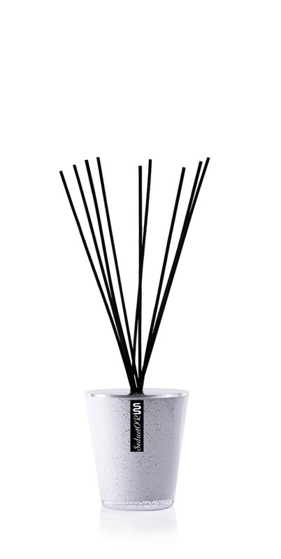 SNOW SEDUCTOR :  Lavender, Amber & Vetiver