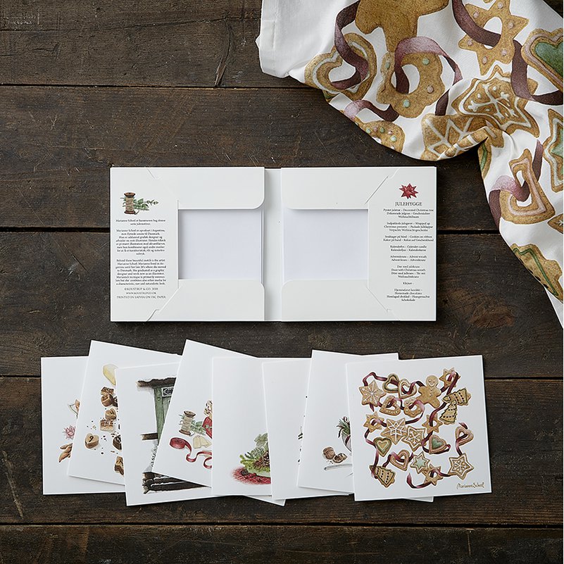 CHRISTMAS HYGGE - SQUARE CARD FOLDER