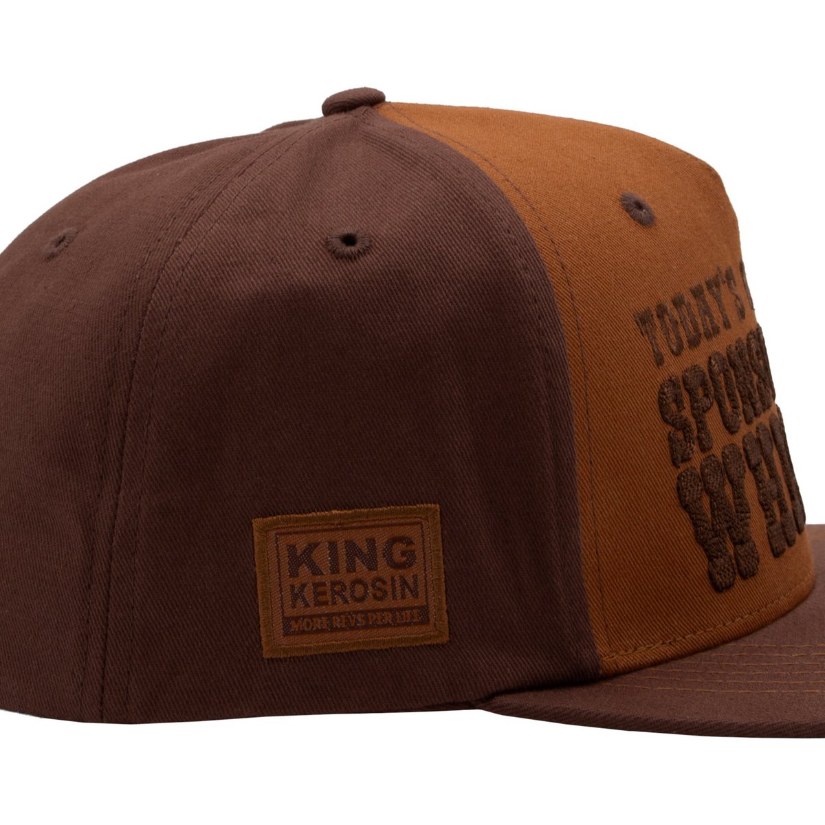Flat Brim Cap 'Sponsored by Whiskey' in Braun