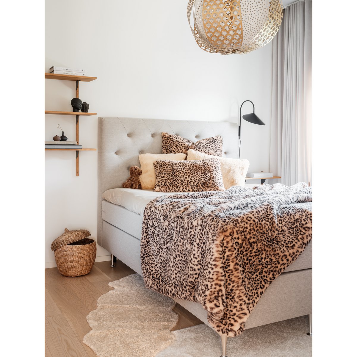 Leo Blanket/Bedspread L - Cream (140x220cm)