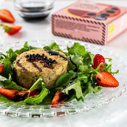 Cheese the Queen "Pink Pepper" Aged Delikatesse aus fermentierten Cashewkernen