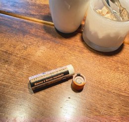 Organic Vanilla Lip Balm 15ml - One piece