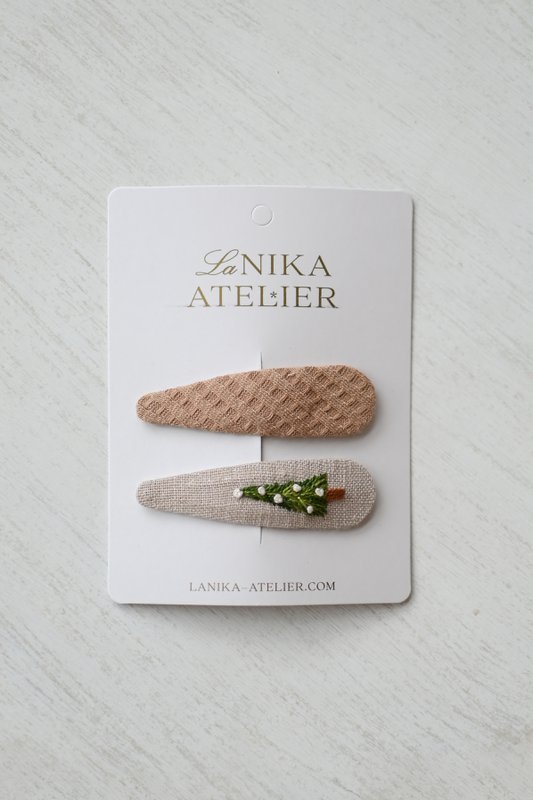 Weihnachtliches Haaraccessoire, weicher Druckknopfclip aus festlichem Stoff