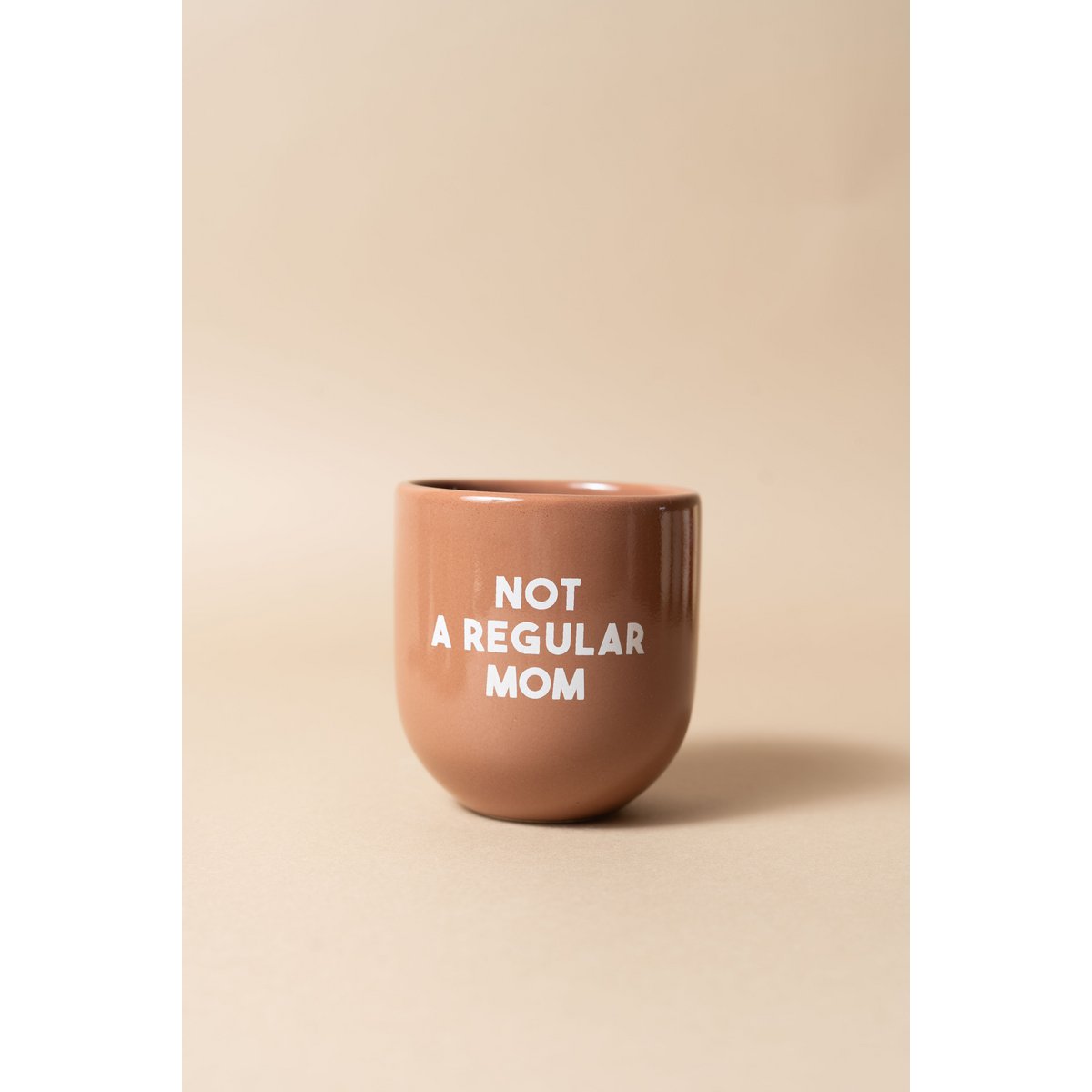 Sisi mug, Not a regular MOM