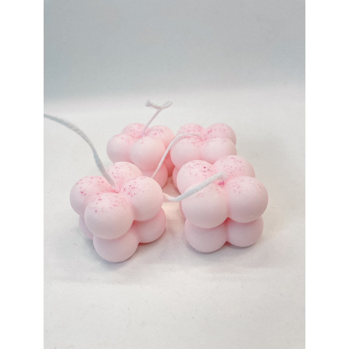 Bubble candle Pink with speckles (small) | rapeseed wax