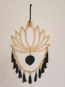 Lotus bloem zwart