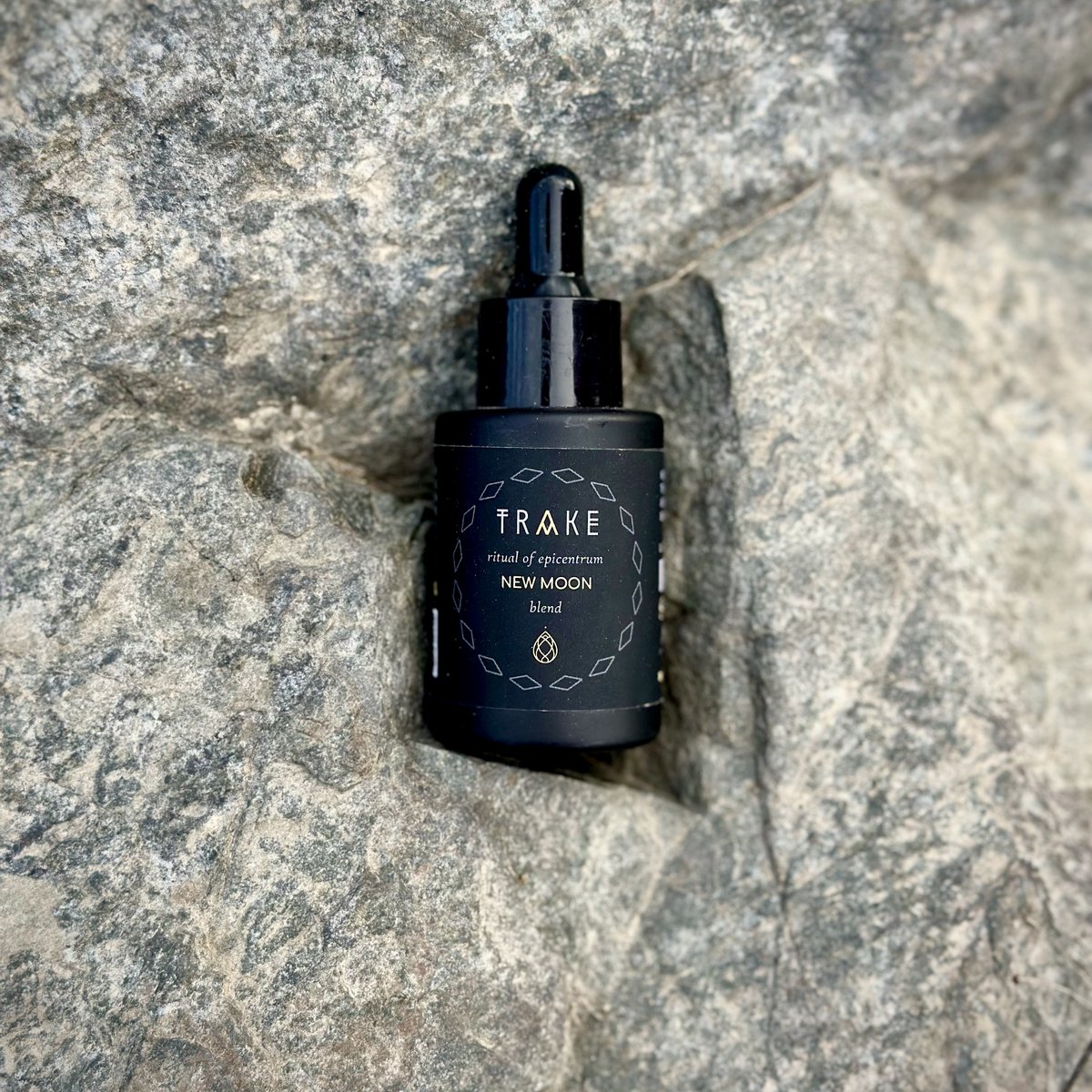 Mezcla de aceite esencial de luna nueva - Bergamot, Cedarwood, Lemon & Peppermint - Enfoque e intención, Belleza limpia, vegano - 30 ml