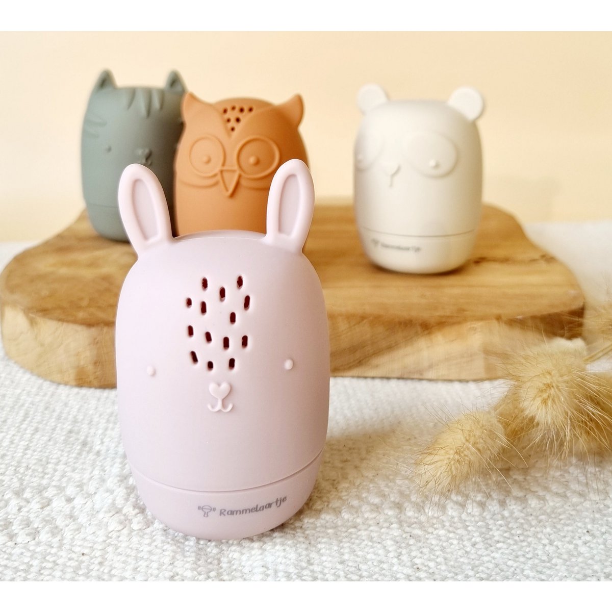 Set of 4 silicone bath toys Earth tones