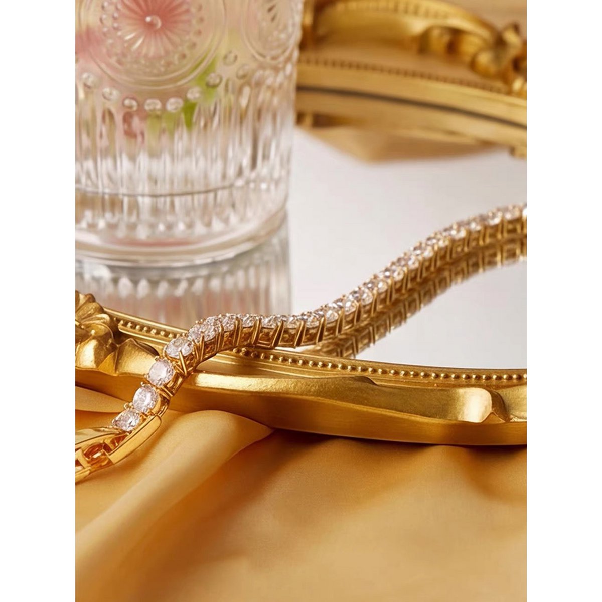 Tijdloze tennisarmband met diamantlook