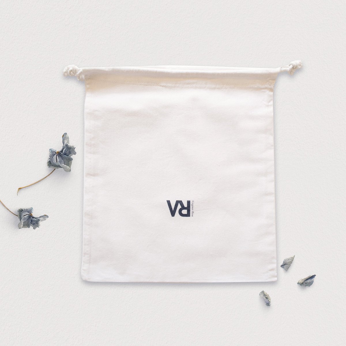 Foulard Triangle géant « Le paradis blanc »