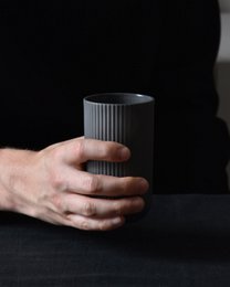 Tall mug Column | dark grey