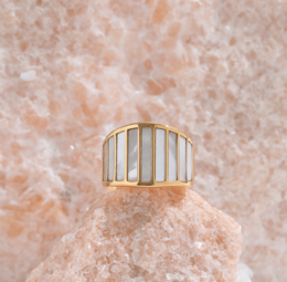 Stella - Statement-Ring aus Perlmutt