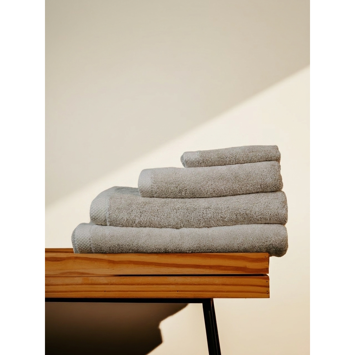 Pamukia GOTS Organic Cotton Terry Bath Towel 70 × 140 cm | Essence Collection