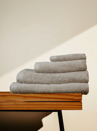 Pamukia GOTS Organic Cotton Terry Bath Towel 70 × 140 cm | Essence Collection