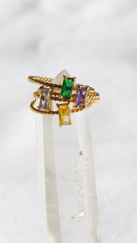 Corse - Dainty Zirconia flettede stableringe