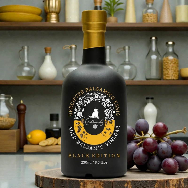 Balsamic vinegar aged in oak barrels 250ml