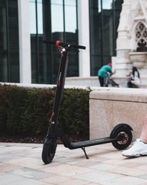 El patinete eléctrico oficial Cruzaa Commuta