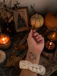 Tatuaje temporal: el fantasma de Halloween x5