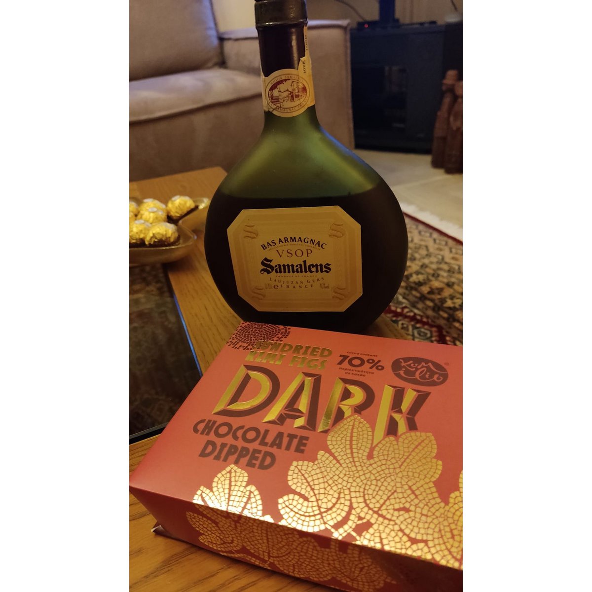 KUMILIO Premium Higos Kimi secados al sol Chocolate oscuro bañado 70% - Caja de regalo