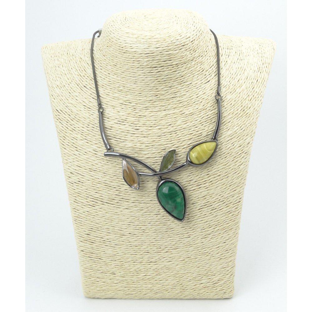 Collier feuille en métal avec placage hématite