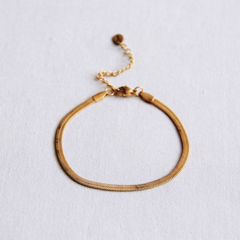 SA813 - Bracelet acier «serpent plat» - or