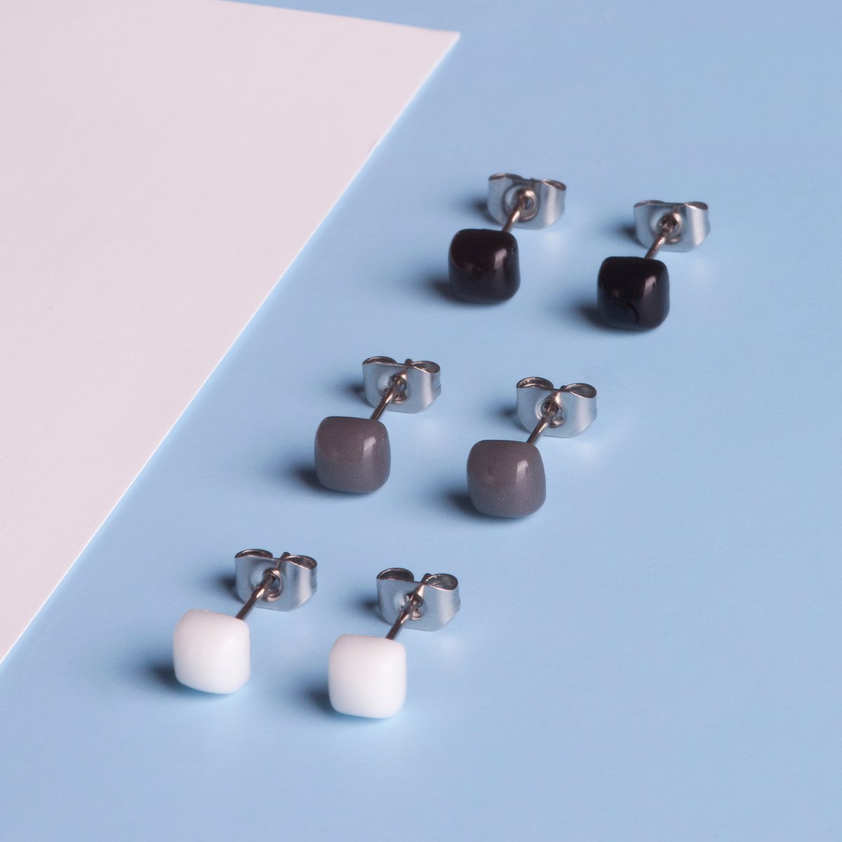 Set of 3 earrings with stone • Recycled glass & stainless steel • 20 colors