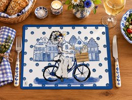 Zeeland souvenir | Delft Blue Zeeland Placemat – Zeeland Girl on Bicycle