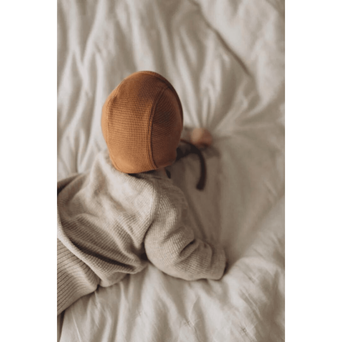 TISU baby bonnet, Caramel