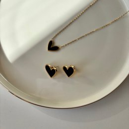 Dark Essence - Zwart Hart Ketting Goud - Waterdicht