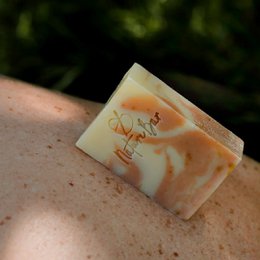 Natuurlijke grapefruit- & rozemarijn zeep bar