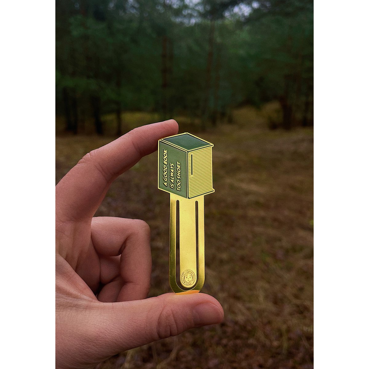 Bookmark di smalto "sempre troppo corto"