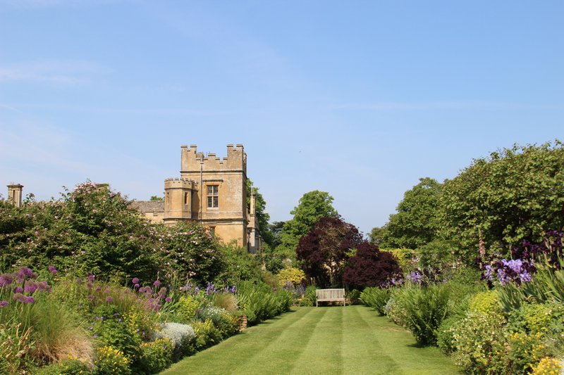 Jardín como Dios en Inglaterra. Los ingeniosos trucos de los jardineros británicos.