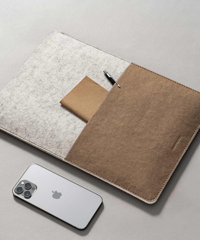 Felt & Washpapa MacBook Sleeve