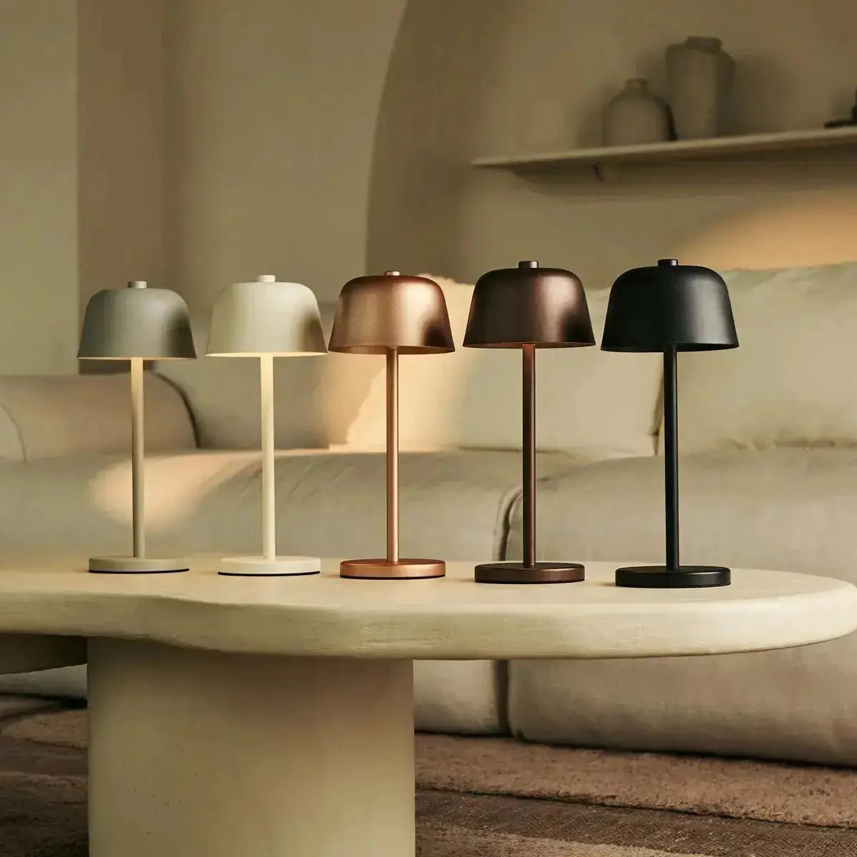 Lampe de table rechargeable Anton Vanille