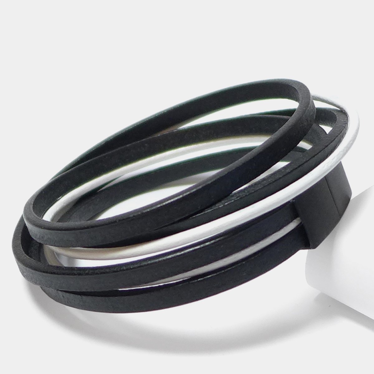 Leather Star PG72 - men's bracelet made of black and white leather with a black magnetic closure