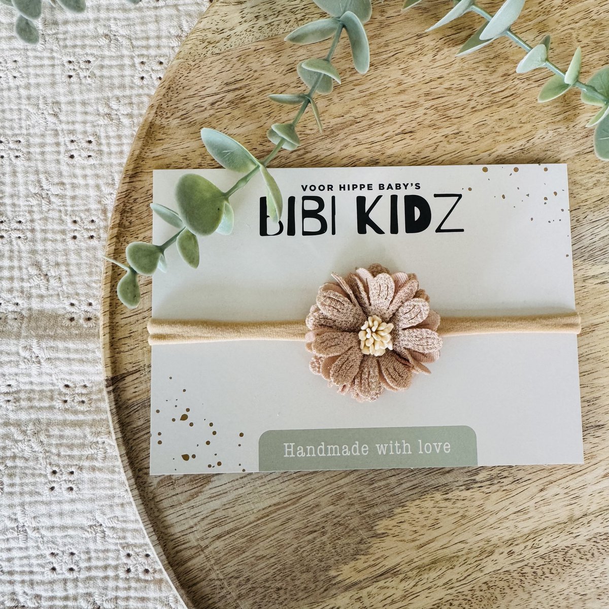 Hair band with large flower brown