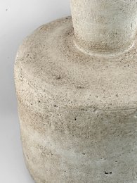 Vase af lertøj beige