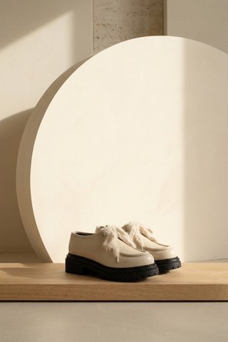 ODDA ALIAS LATTE – Leren dikke loafers met platformzool