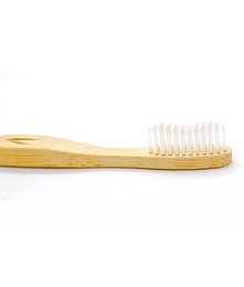Cepillo de dientes Adulto BioBambú. 0% plástico. Filamentos de origen vegetal. Dureza suave-media.
