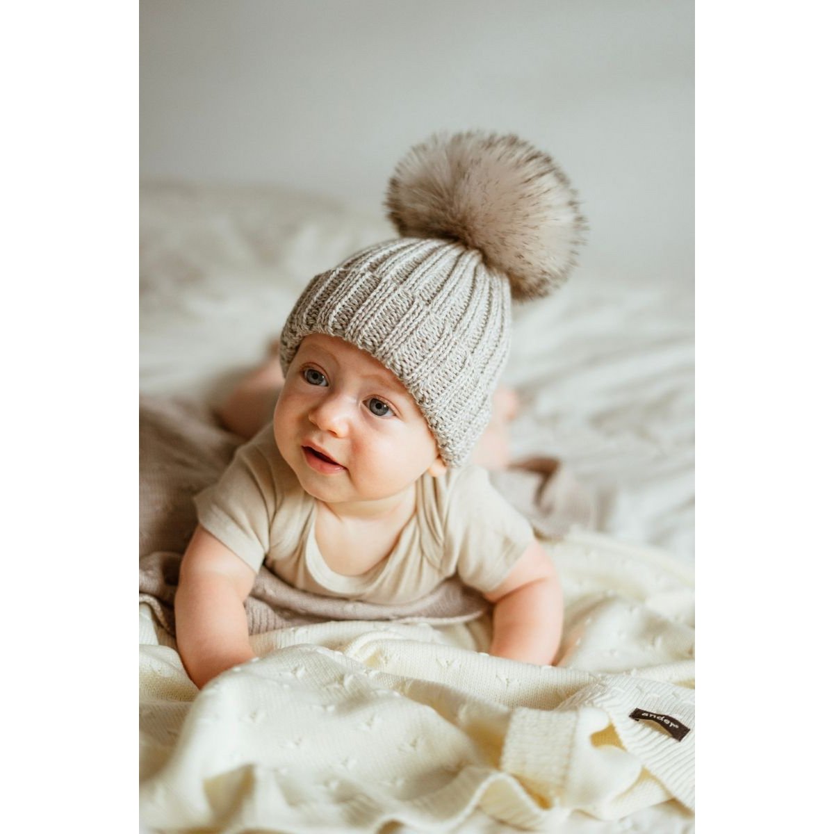 Czapka OLLO BABY – 100% wełny merino - beżowy